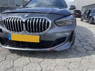BMW 1-serie 118i High Executive picture 10