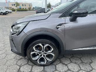 Renault Captur 1.3 TCe 140 Initiale Paris picture 8