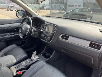 Mitsubishi Outlander 2.0 PHEV Instyle picture 14
