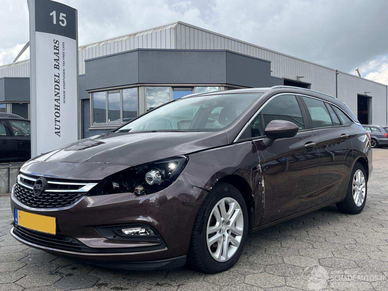 Opel Astra Sports Tourer 1.6 CDTI Online Edition