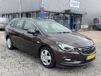 Opel Astra Sports Tourer 1.6 CDTI Online Edition picture 3