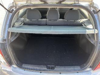 Kia Cerato 1.6-16V LX picture 10