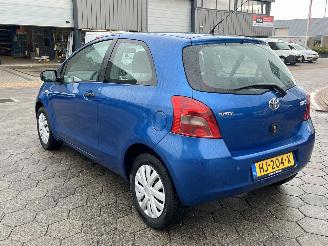 Toyota Yaris 1.0 VVTi picture 6