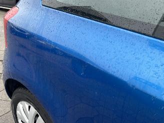 Toyota Yaris 1.0 VVTi picture 10