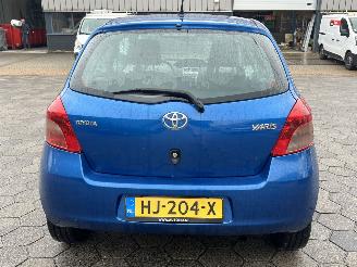 Toyota Yaris 1.0 VVTi picture 5