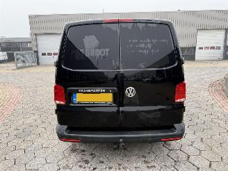 Volkswagen Transporter 2.0 TDI L2H1 28 Economy Business picture 6