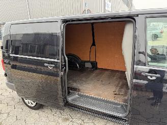 Volkswagen Transporter 2.0 TDI L2H1 28 Economy Business picture 14