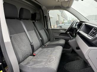 Volkswagen Transporter 2.0 TDI L2H1 28 Economy Business picture 15