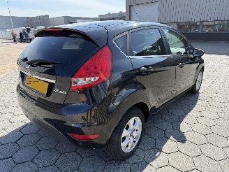 Ford Fiesta 1.6 TDCi ECOnetic Titanium picture 6