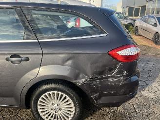 Ford Mondeo Wagon 2.0-16V Titanium FlexiFuel picture 8