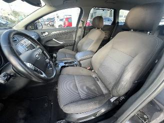 Ford Mondeo Wagon 2.0-16V Titanium FlexiFuel picture 15