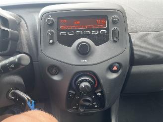 Toyota Aygo 1.0 VVT-i x-fun picture 18