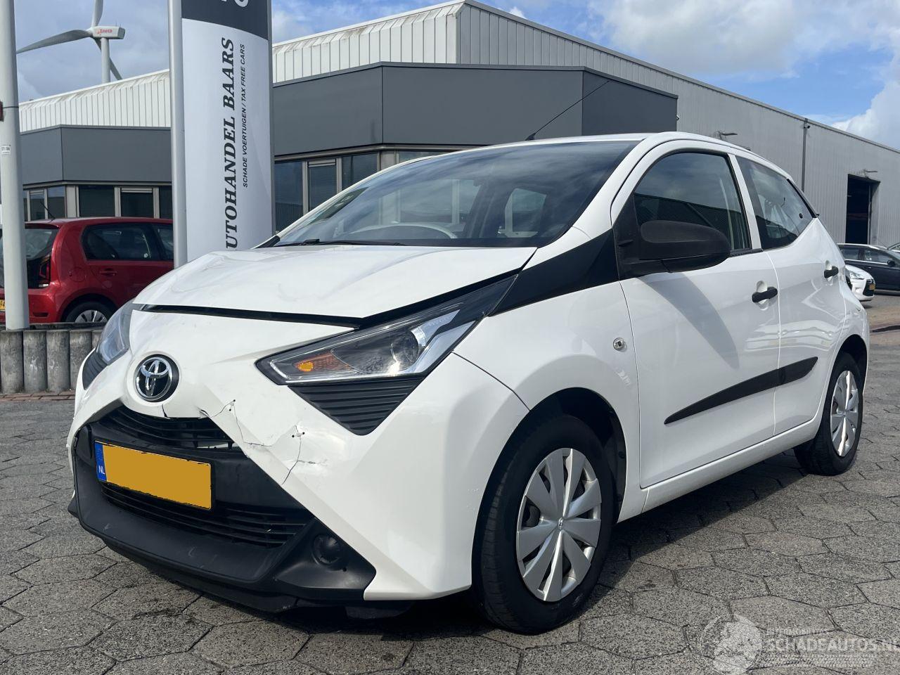 Toyota Aygo 1.0 VVT-i x-fun
