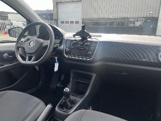 Volkswagen Up! 1.0 BMT move up! picture 12