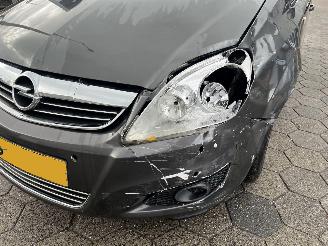 Opel Zafira 1.8 Cosmo picture 9