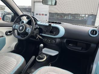 Renault Twingo 1.0 SCe Collection picture 13