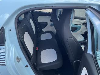 Renault Twingo 1.0 SCe Collection picture 12
