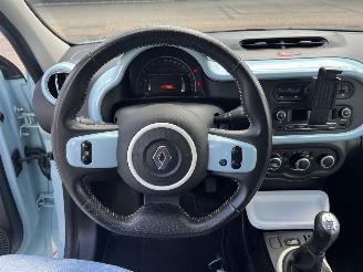 Renault Twingo 1.0 SCe Collection picture 17
