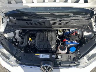 Volkswagen Up! 1.0 BMT move up! picture 6