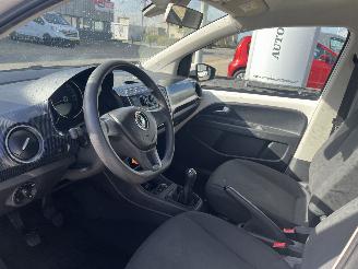 Volkswagen Up! 1.0 BMT move up! picture 14