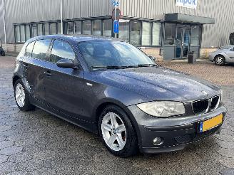 BMW 1-serie 116i High Executive picture 3
