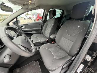 Renault Clio 0.9 TCe Limited picture 14