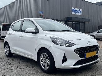 Unfallwagen Hyundai I-10 1.0 Comfort 5-zits 2022/8