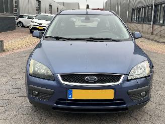 Ford Focus Wagon 1.6-16V Futura picture 2