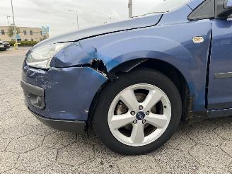 Ford Focus Wagon 1.6-16V Futura picture 9