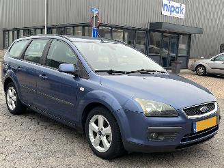 Ford Focus Wagon 1.6-16V Futura picture 3