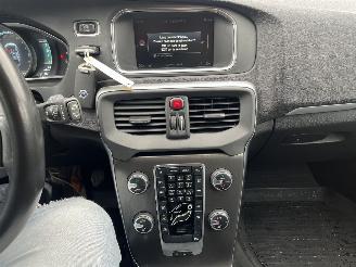 Volvo V-40 2.0 D4 Kinetic picture 16