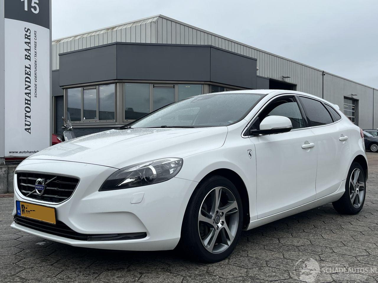 Volvo V-40 2.0 D4 Kinetic