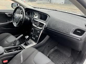 Volvo V-40 2.0 D4 Kinetic picture 10