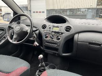 Toyota Yaris 1.3 VVT-i S-Line picture 11