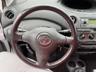 Toyota Yaris 1.3 VVT-i S-Line picture 15