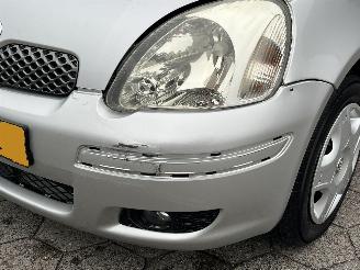 Toyota Yaris 1.3 VVT-i S-Line picture 8