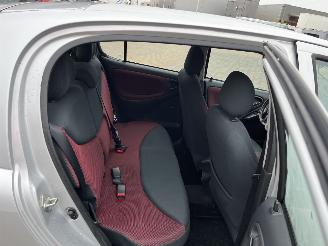 Toyota Yaris 1.3 VVT-i S-Line picture 10