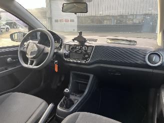 Volkswagen Up! 1.0 BMT move up! picture 14
