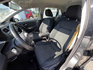 Volkswagen Polo 1.4-16V Comfortline AUTOMAAT picture 16