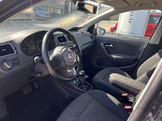 Volkswagen Polo 1.4-16V Comfortline AUTOMAAT picture 15