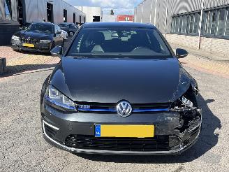 Volkswagen Golf 1.4 TSI GTE picture 2