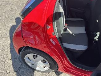 Toyota Aygo 1.0 VVT-i x-play picture 9