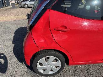 Toyota Aygo 1.0 VVT-i x-play picture 8