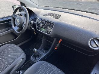 Volkswagen Up! 1.0 take up! BlueMotion picture 13