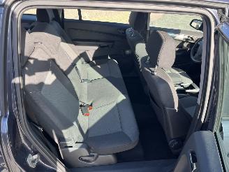 Opel Zafira 1.8 Temptation picture 10