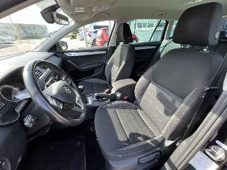 Skoda Octavia Combi 1.0 TSI Greentech Ambition Business picture 18