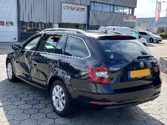 Skoda Octavia Combi 1.0 TSI Greentech Ambition Business picture 6