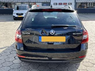 Skoda Octavia Combi 1.0 TSI Greentech Ambition Business picture 5