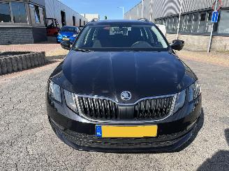 Skoda Octavia Combi 1.0 TSI Greentech Ambition Business picture 2