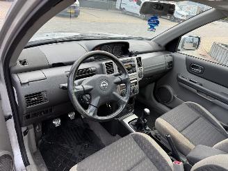 Nissan X-Trail 2.0 Columbia Style 2wd picture 16